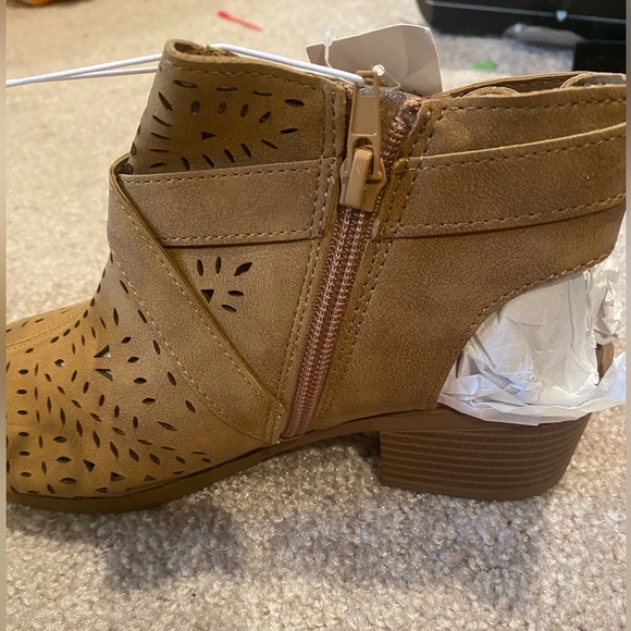 Justice Peep-Toe Zip-up Ankle Boots,  Size 7, NWT - Picture 5 of 9